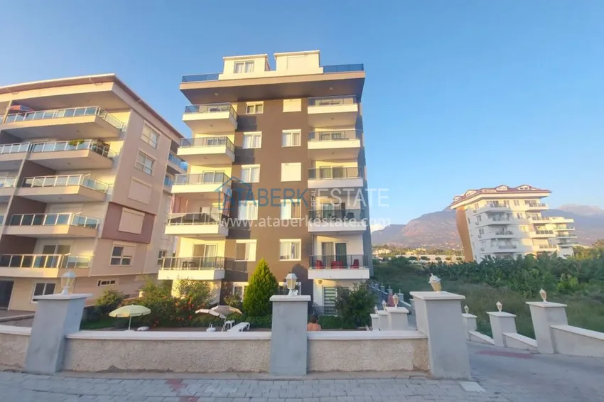 Квартира в районе Кестель с новой мебелью, видом на море и горы 3 