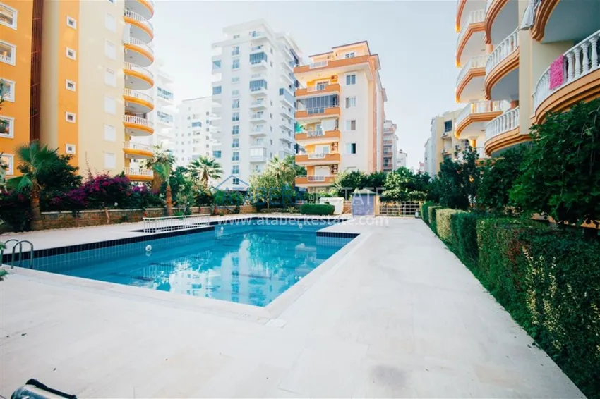 Квартира в Махмутларе меблированная с застекленным балконом 4 