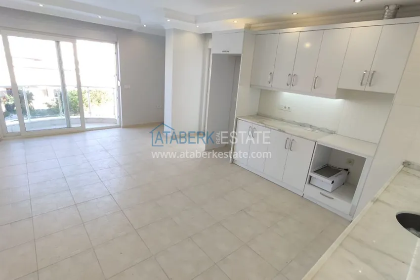 Приобрести Квартира в Махмутларе трехкомнатная с видом на горы в жилом комплексе  5 