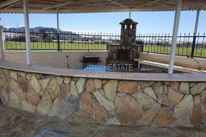 Квартира в районе Демирташ двухкомнатная в уютном жилом комплексе 5 