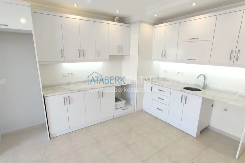 Приобрести Квартира в Махмутларе трехкомнатная с видом на горы в жилом комплексе  6 