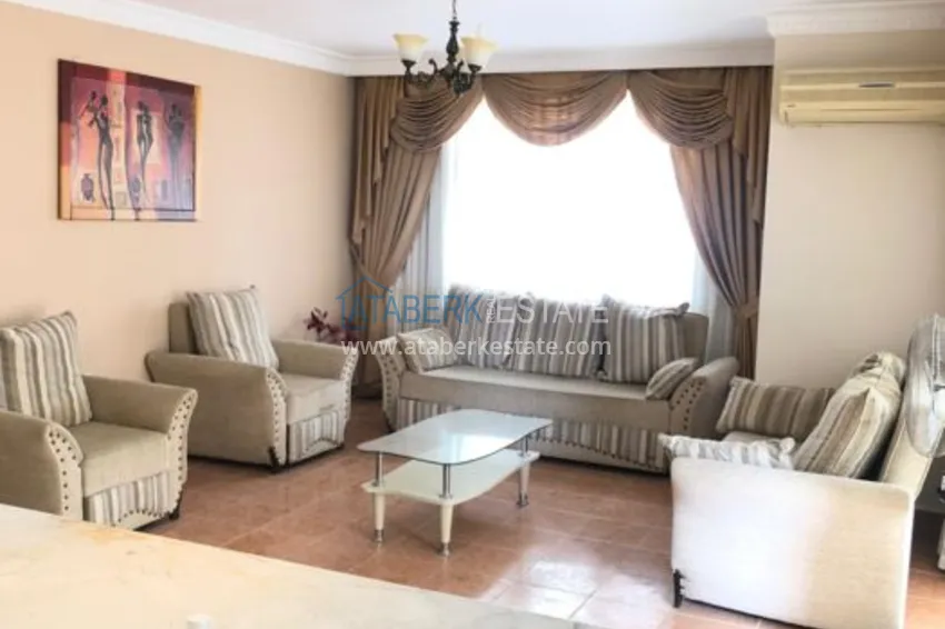 Приобрести Квартира в Махмутларе, трехкомнатная с мебелью в жилом комплексе 5 