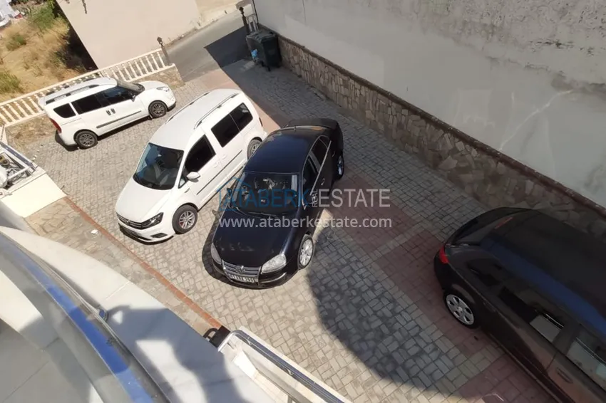 Квартира в Махмутларе трехкомнатная с видом на горы в жилом комплексе  5 