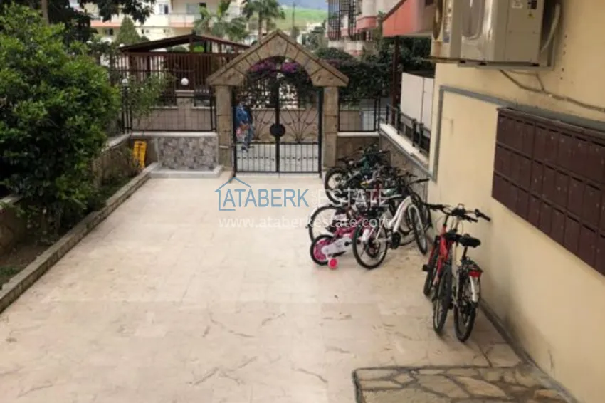 Квартира в Махмутларе, трехкомнатная с мебелью в жилом комплексе 6 