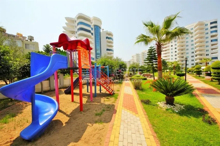 Квартира с мебелью, в Махмутларе в комфортабельном комплексе 7 