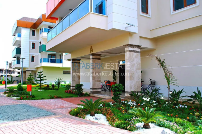 Квартира в районе Оба меблированная с отдельной кухней в престижном комплексе 10 