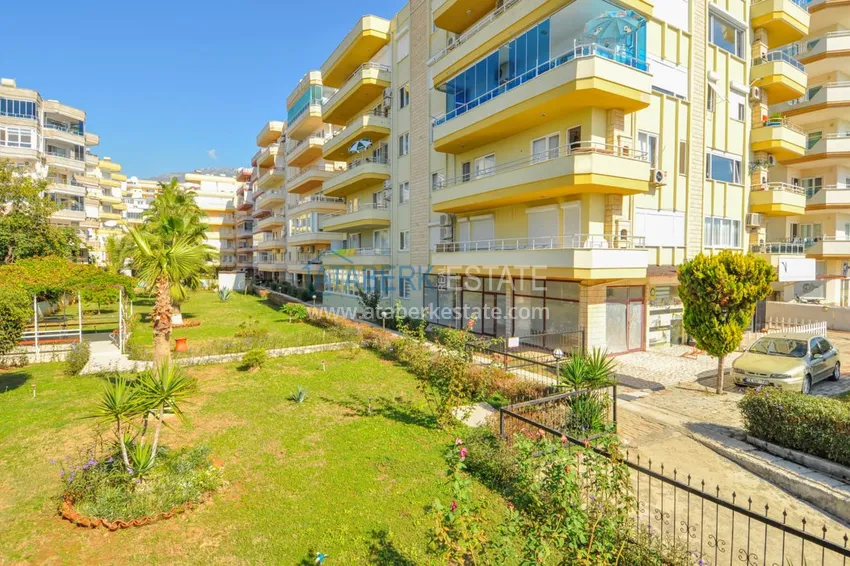 Квартира в Махмутларе с мебелью, застекленным балконом  9 