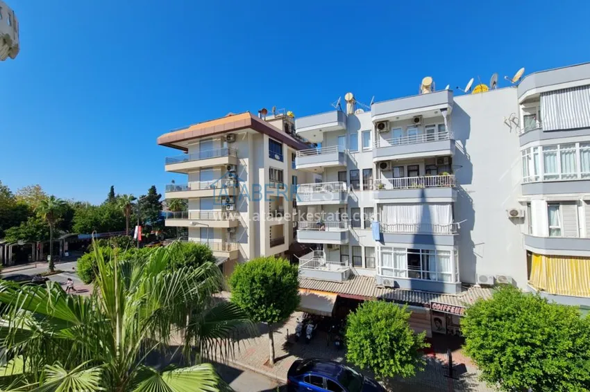 Приобрести Квартира в Алании трехкомнатная на первой береговой линии - гражданство 10 