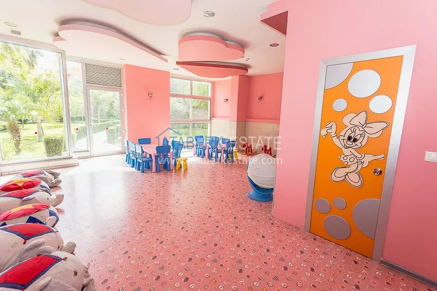 Квартира в районе Джикджилли меблированная с видом на море в комплексе класса люкс 10 