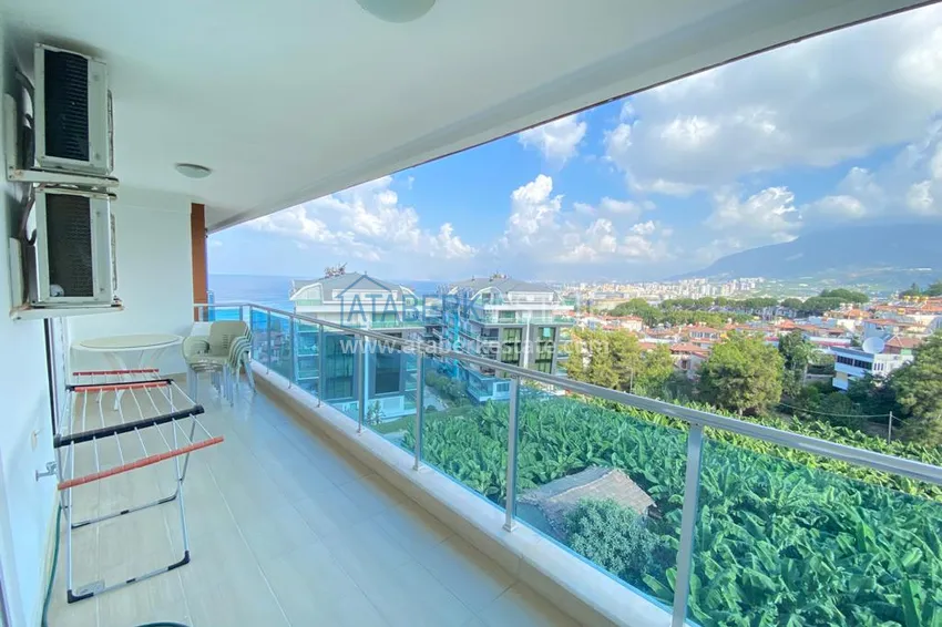 Приобрести Пентхаус в Каргыджаке с мебелью, видом на море и горы в жилом комплексе 13 