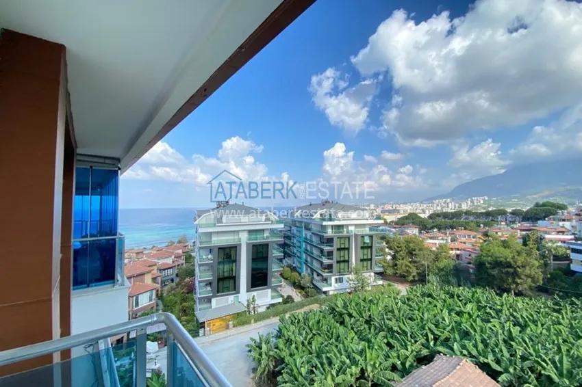 Приобрести Пентхаус в Каргыджаке с мебелью, видом на море и горы в жилом комплексе 14 