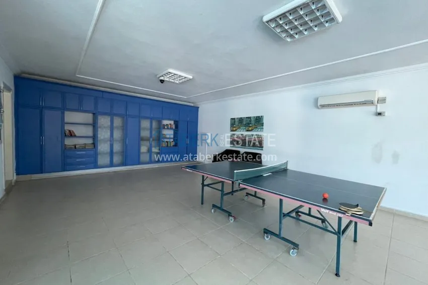 Садовый дуплекс в районе Конаклы Алания в элитной резиденции 15 