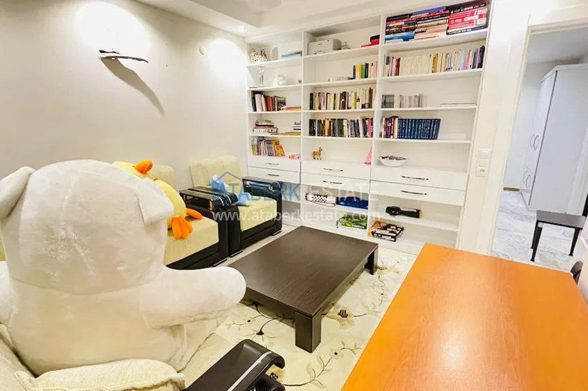 Приобрести Пентхаус в Кестеле с отдельной кухней, мебелью, видом на море и горы  15 