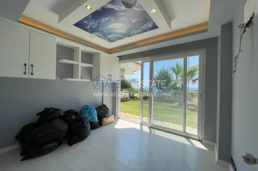 Приобрести Садовый дуплекс в районе Конаклы Алания в элитной резиденции 17 