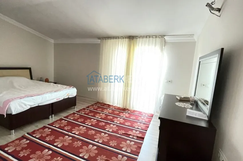 Приобрести Пентхаус в Кестеле с отдельной кухней, мебелью, видом на море и горы  17 