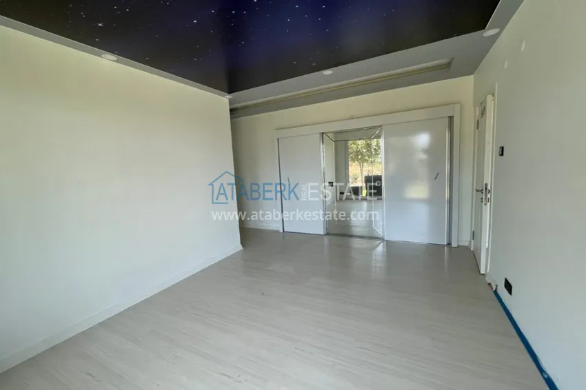 Приобрести Садовый дуплекс в районе Конаклы Алания в элитной резиденции 21 