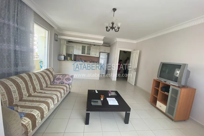 Приобрести Квартира в Махмутларе трехкомнатная - с мебелью в жилом комплексе 2 