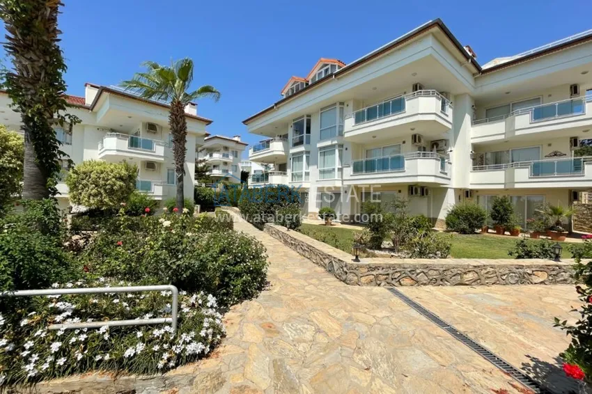 Садовый дуплекс в районе Конаклы Алания в элитной резиденции 1 