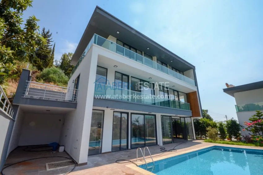 Вилла в Алании район Тепе с чистовой отделкой и панорамным видом  2 