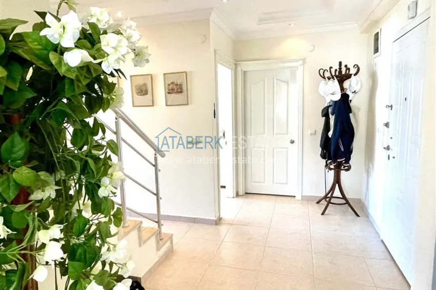 Приобрести Пентхаус в Тосмуре меблированный с видом на море и горы 1 