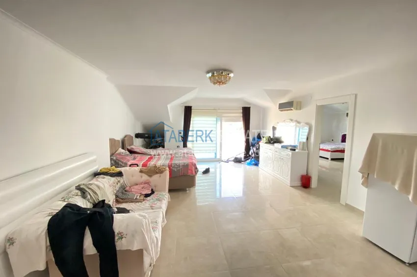 Приобрести Пентхаус в Каргыджаке с мебелью, видом на море и горы в жилом комплексе 21 