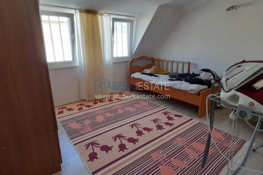 Приобрести Пентхаус в Кестеле с отдельной кухней, мебелью, видом на море и горы  27 