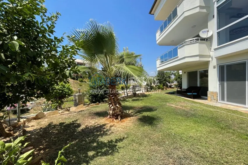 Приобрести Садовый дуплекс в районе Конаклы Алания в элитной резиденции 26 