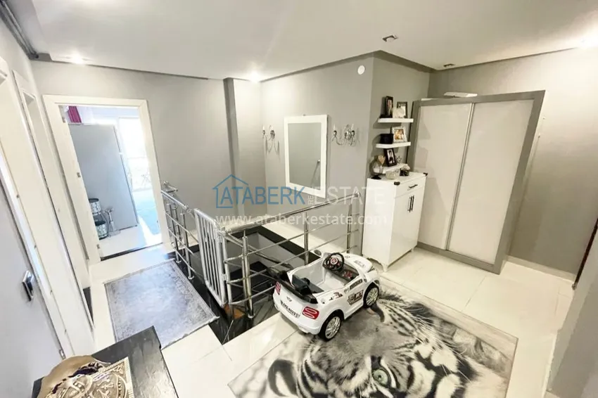 Приобрести  Квартира в Анталии – Коньяалты, двухуровневая с выходом в сад 28 