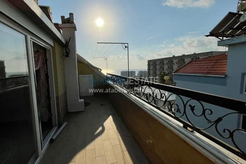 Приобрести Пентхаус в Кестеле с отдельной кухней, мебелью, видом на море и горы  36 