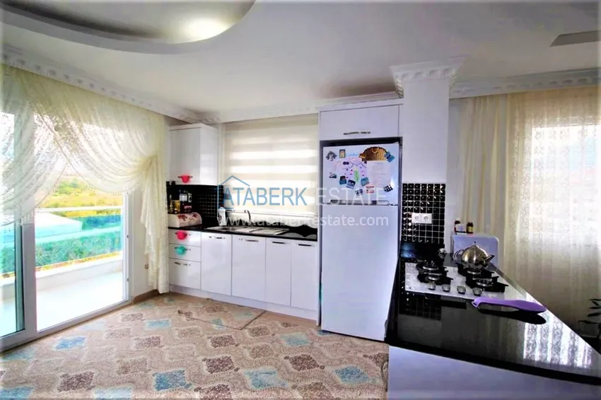 Приобрести Пентхаус-дуплекс в Кестеле с мебелью и красивыми видовыми характеристиками 3 