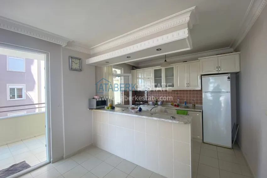 Приобрести Квартира в Махмутларе трехкомнатная - с мебелью в жилом комплексе 4 