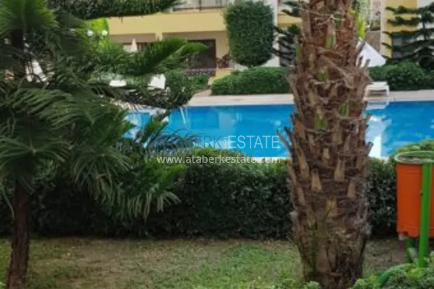 Квартира двухкомнатная с мебелью в жилом комплексе в Махмутларе 3 