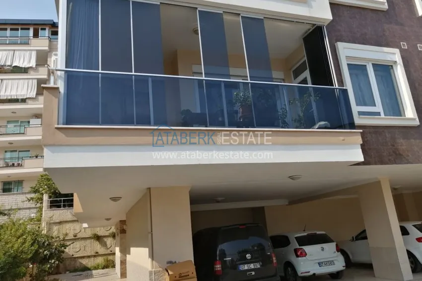 Квартира в Алании меблированная с отдельной кухней и видом на историческую крепость  4 