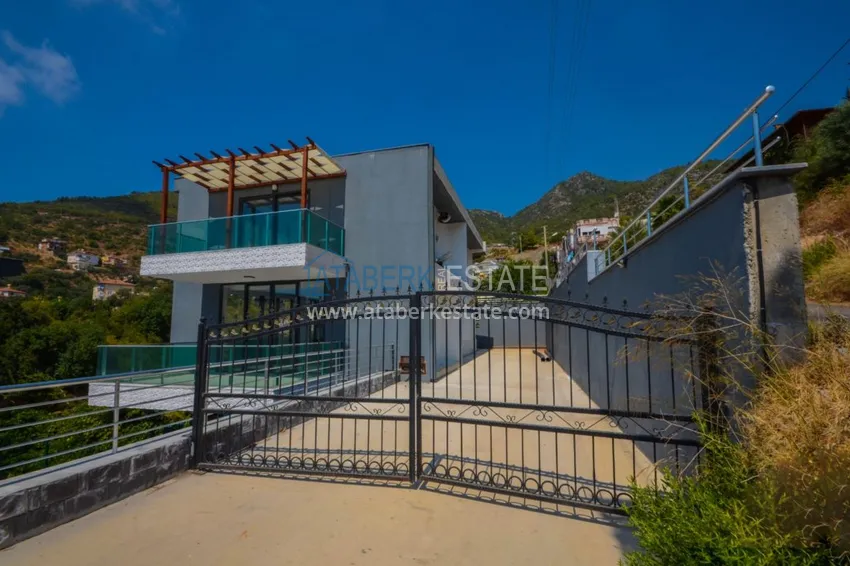 Вилла в Алании район Тепе с чистовой отделкой и панорамным видом  4 