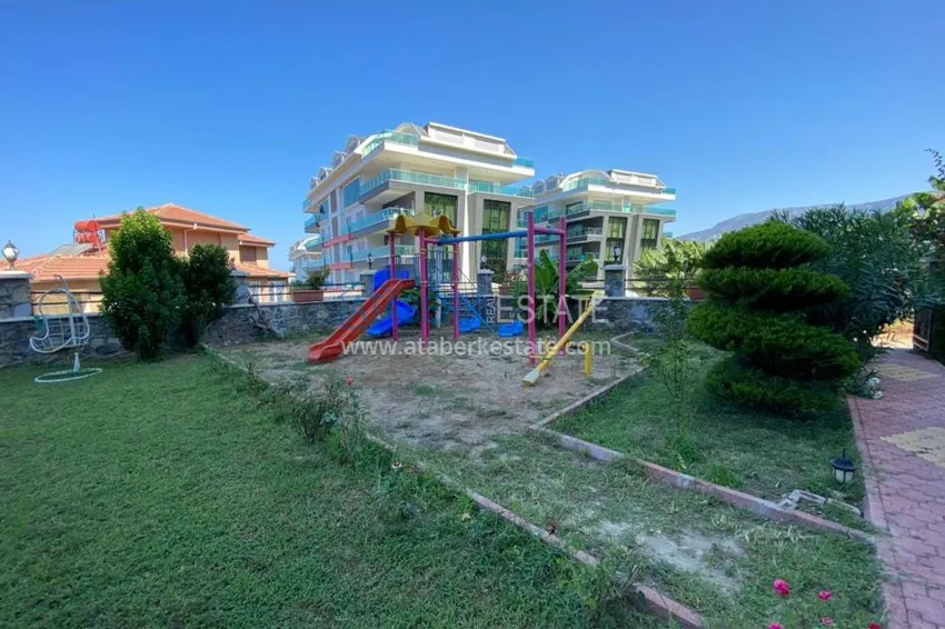 Пентхаус в Каргыджаке с мебелью, видом на море и горы в жилом комплексе 6 