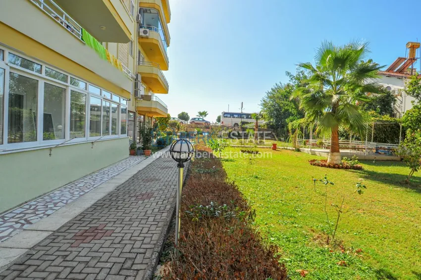 Квартира в Махмутларе с мебелью, застекленным балконом  5 