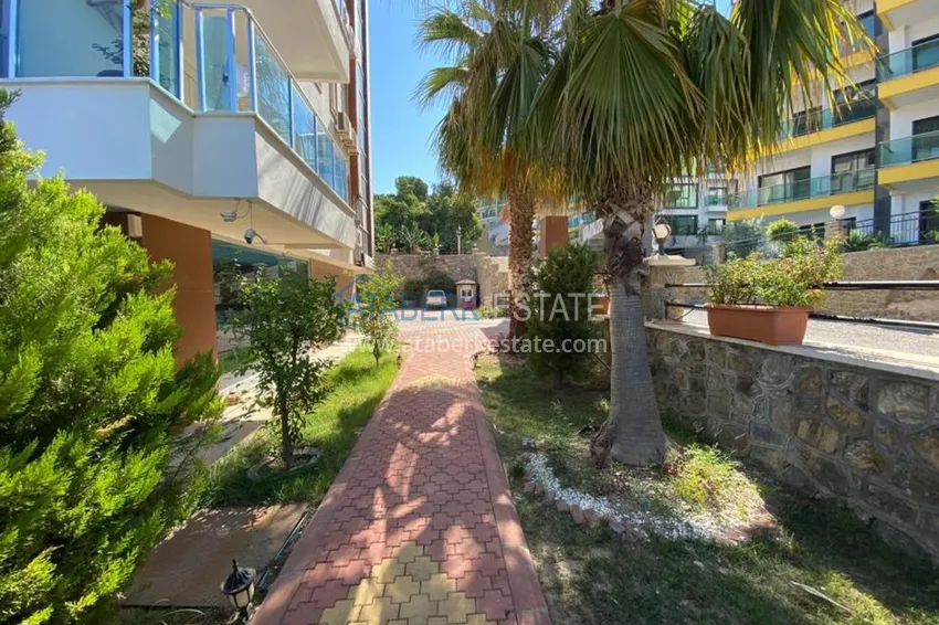 Пентхаус в Каргыджаке с мебелью, видом на море и горы в жилом комплексе 7 