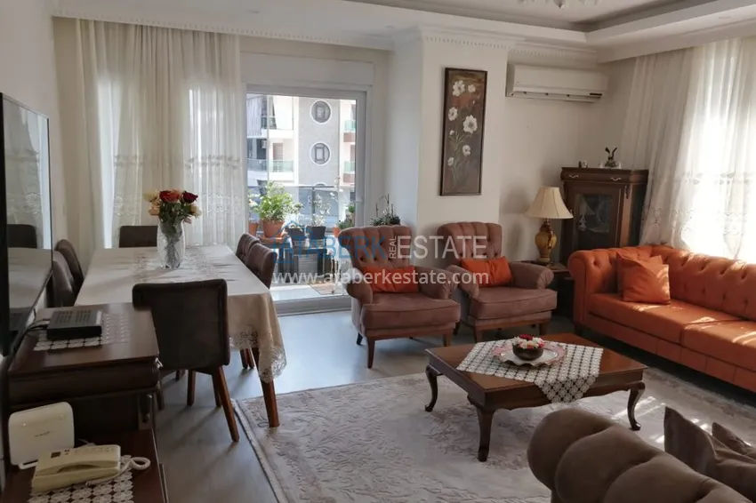 Квартира в Алании меблированная с отдельной кухней и видом на историческую крепость  1 