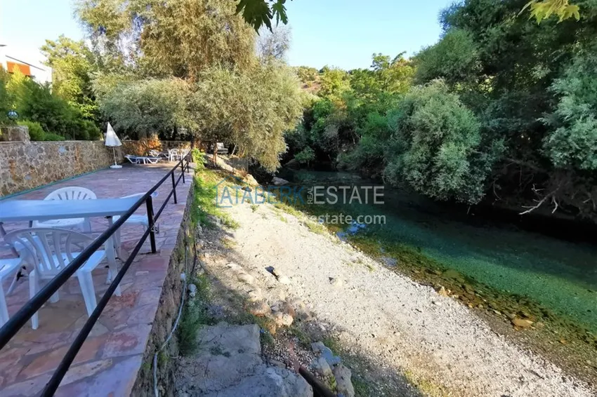 Квартира в районе Кестель в комплексе на берегу горной реки 8 