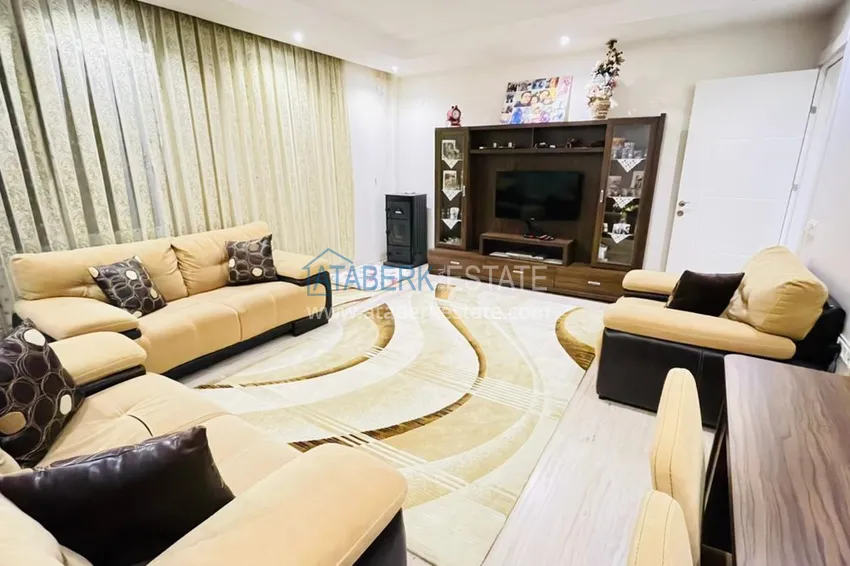 Приобрести Пентхаус в Кестеле с отдельной кухней, мебелью, видом на море и горы  9 