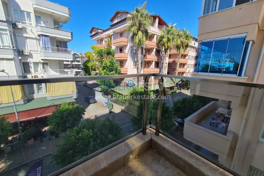 Приобрести Квартира в Алании трехкомнатная на первой береговой линии - гражданство 9 