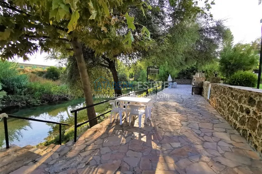 Квартира в районе Кестель в комплексе на берегу горной реки 9 