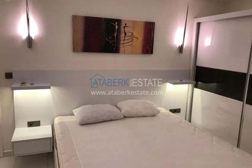 Квартира в центре Алании с мебелью, первая береговая, район пляжа Клеопатра 3 