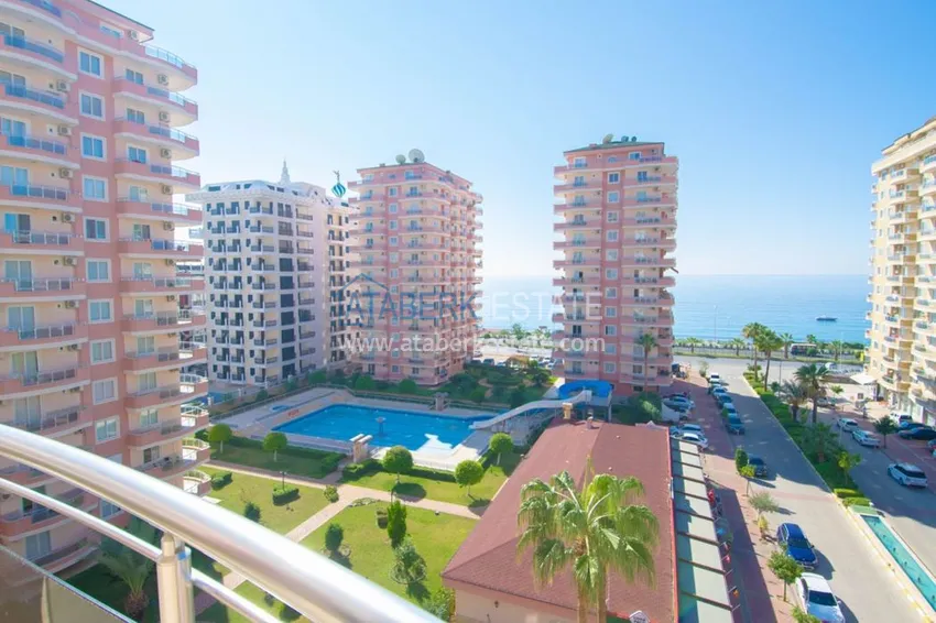 Приобрести Квартира с открытым видом на море в Махмутларе с мебелью в комплексе на первой береговой линии  10 