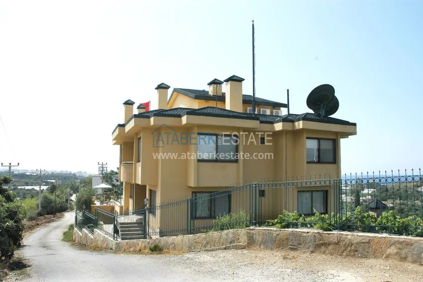 Отдельно стоящая вилла в Кестеле – бассейн, газификация, солнечные батареи 10 