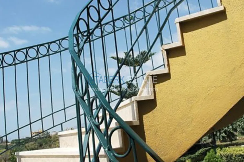 Приобрести Отдельно стоящая вилла в Кестеле – бассейн, газификация, солнечные батареи 72 