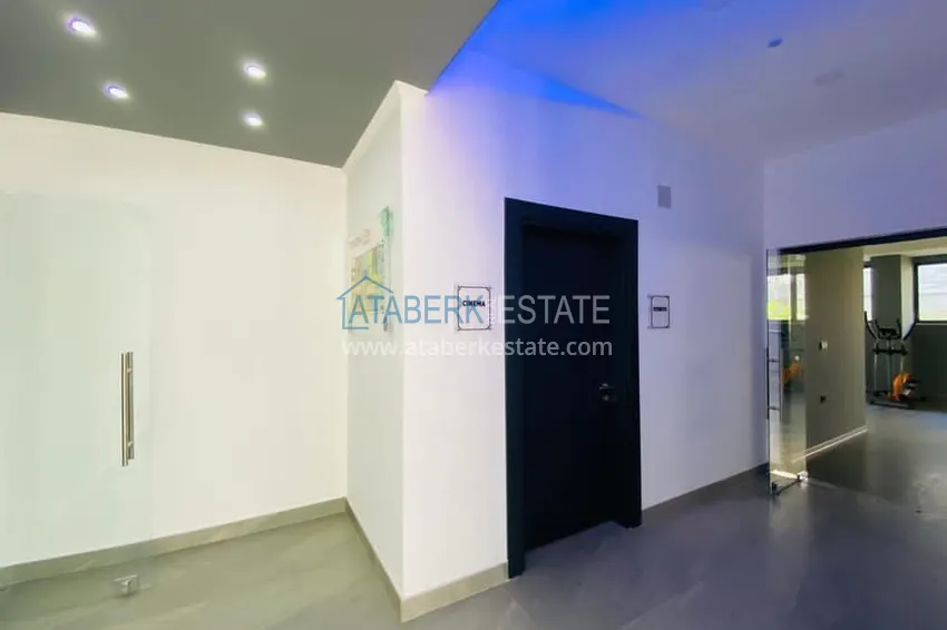 Квартира в районе Оба с чистовой отделкой, в молодом современном комплексе 11 