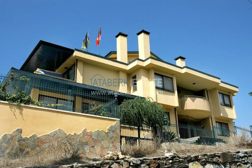 Отдельно стоящая вилла в Кестеле – бассейн, газификация, солнечные батареи 12 