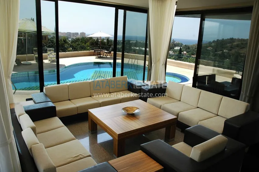 Приобрести Отдельно стоящая вилла в Кестеле – бассейн, газификация, солнечные батареи 15 