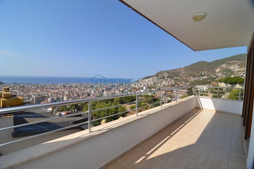 Видовая квартира в Алании – Бекташ, с отдельной кухней после ремонта 1 